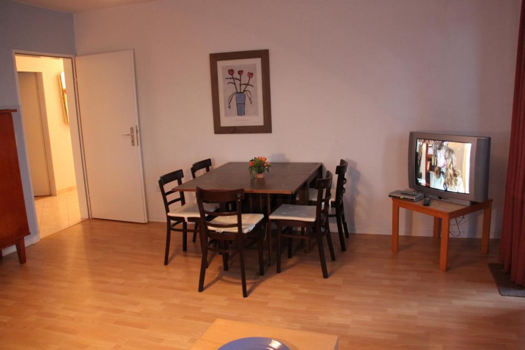 Haus Marinus Apartamento Puttgarden Habitación foto