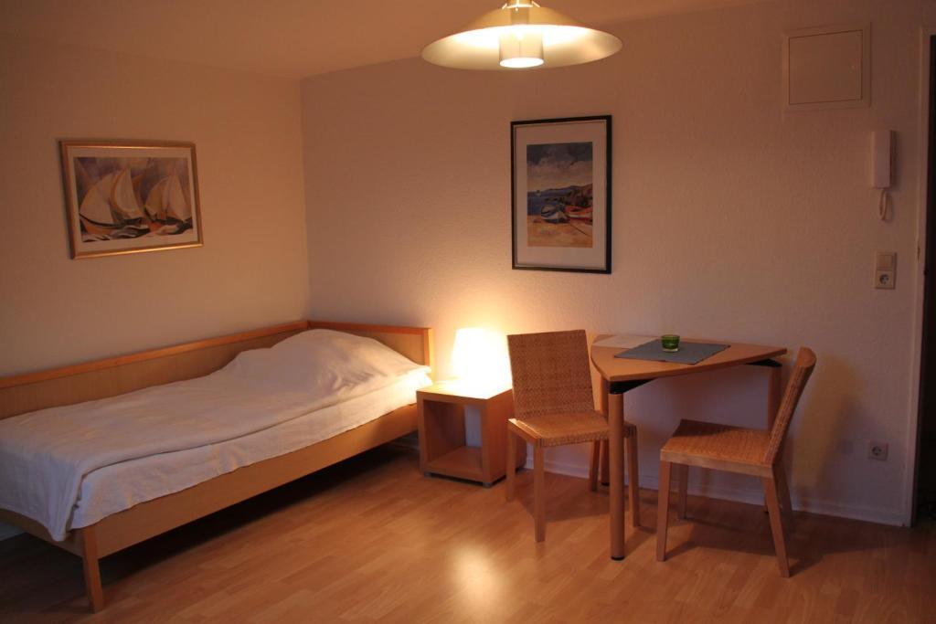 Haus Marinus Apartamento Puttgarden Habitación foto